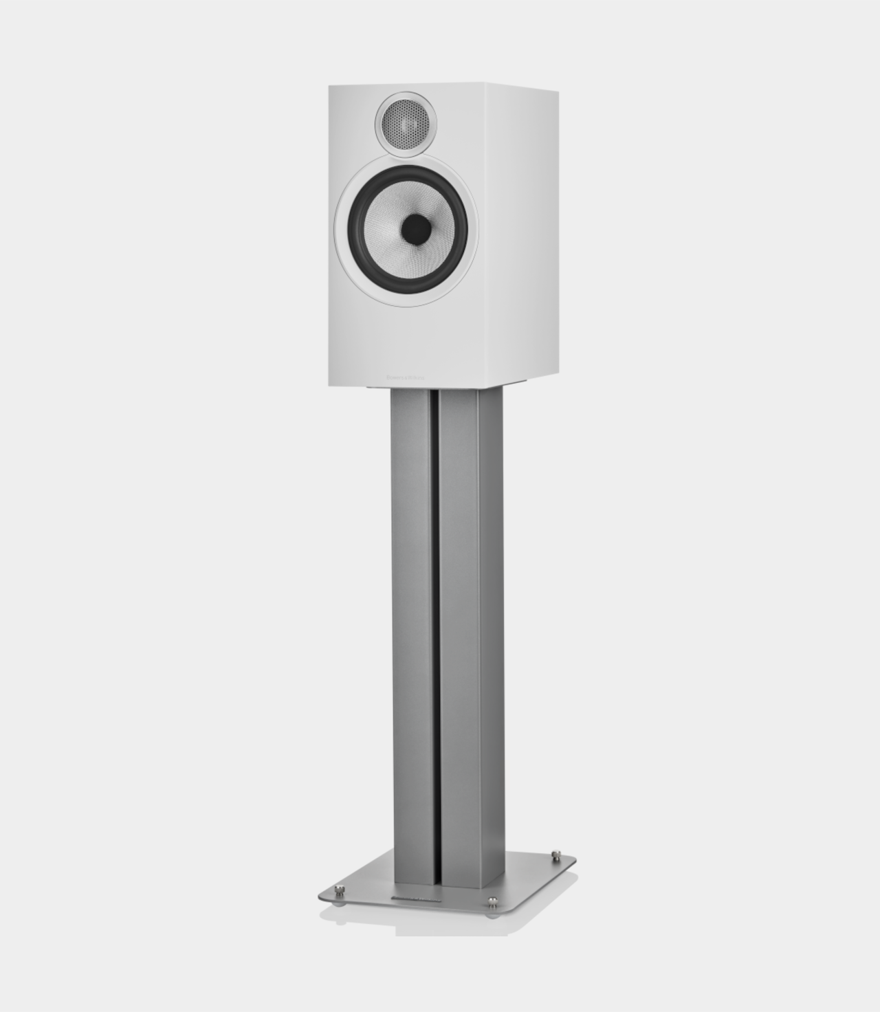B&W - 606 S3 - 4